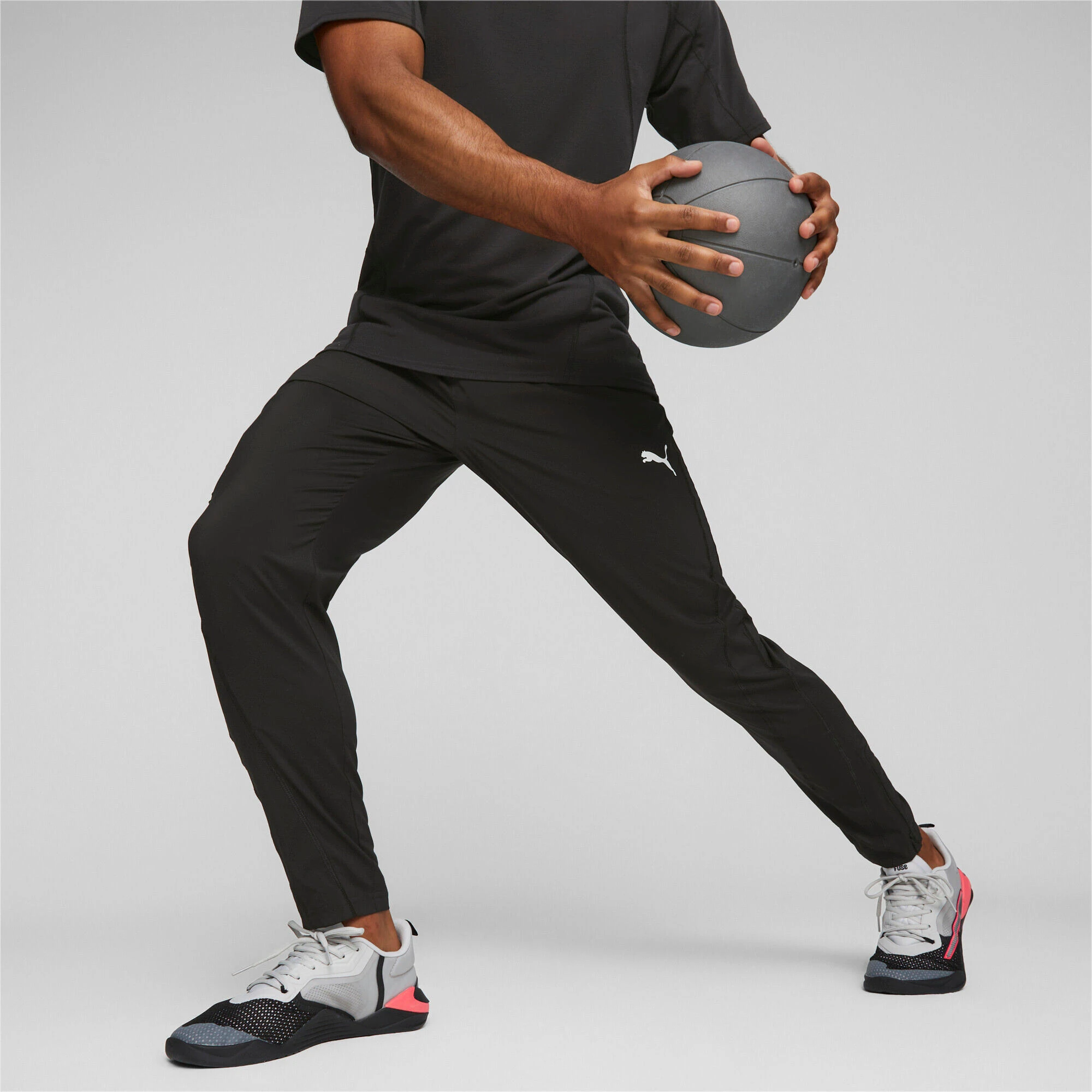PUMA Mens PUMA FIT Woven Tapered Training Pants Trousers 3 PUMA Mens PUMA FIT Woven Tapered Training Pants Trousers