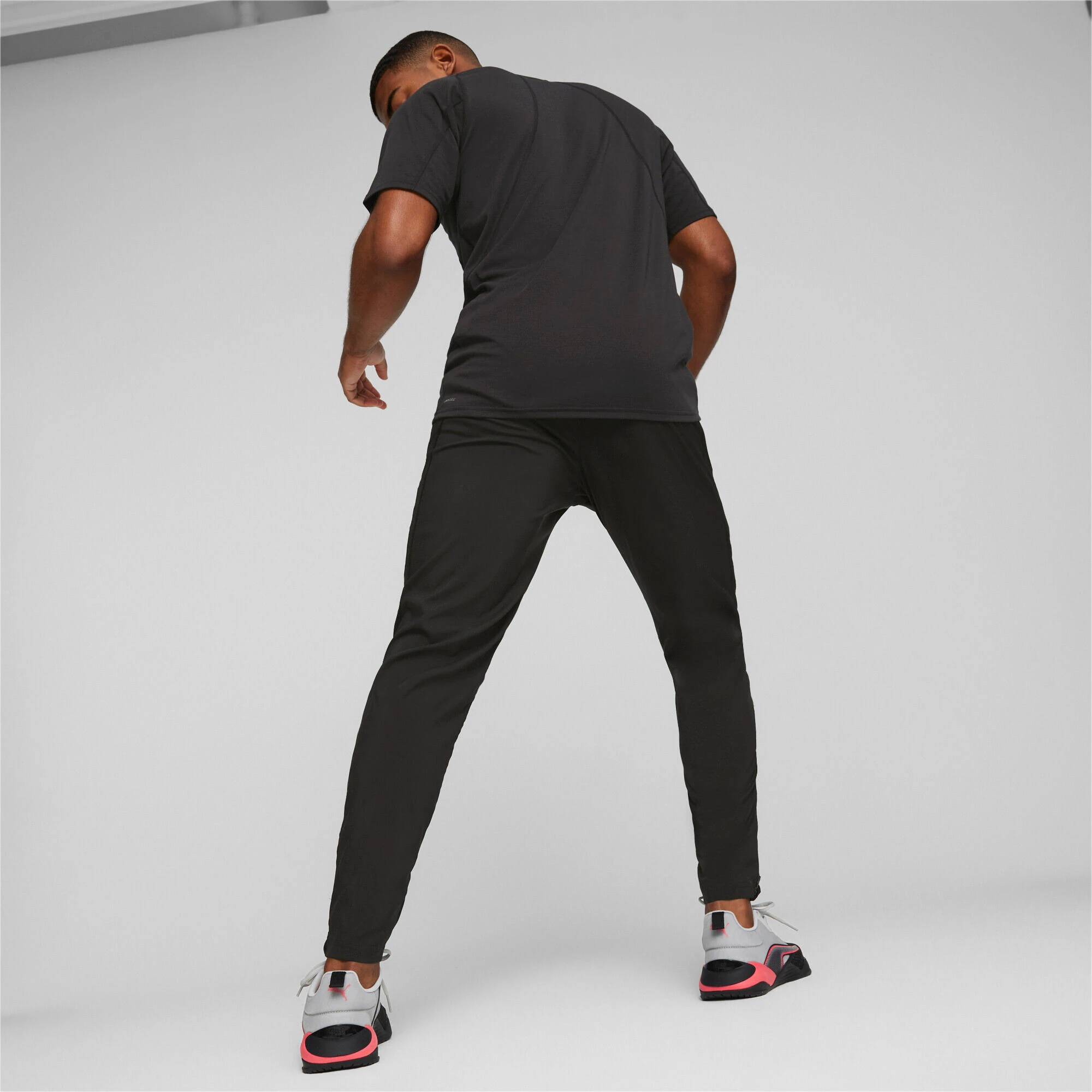 PUMA Mens PUMA FIT Woven Tapered Training Pants Trousers 4 PUMA Mens PUMA FIT Woven Tapered Training Pants Trousers - Image 2
