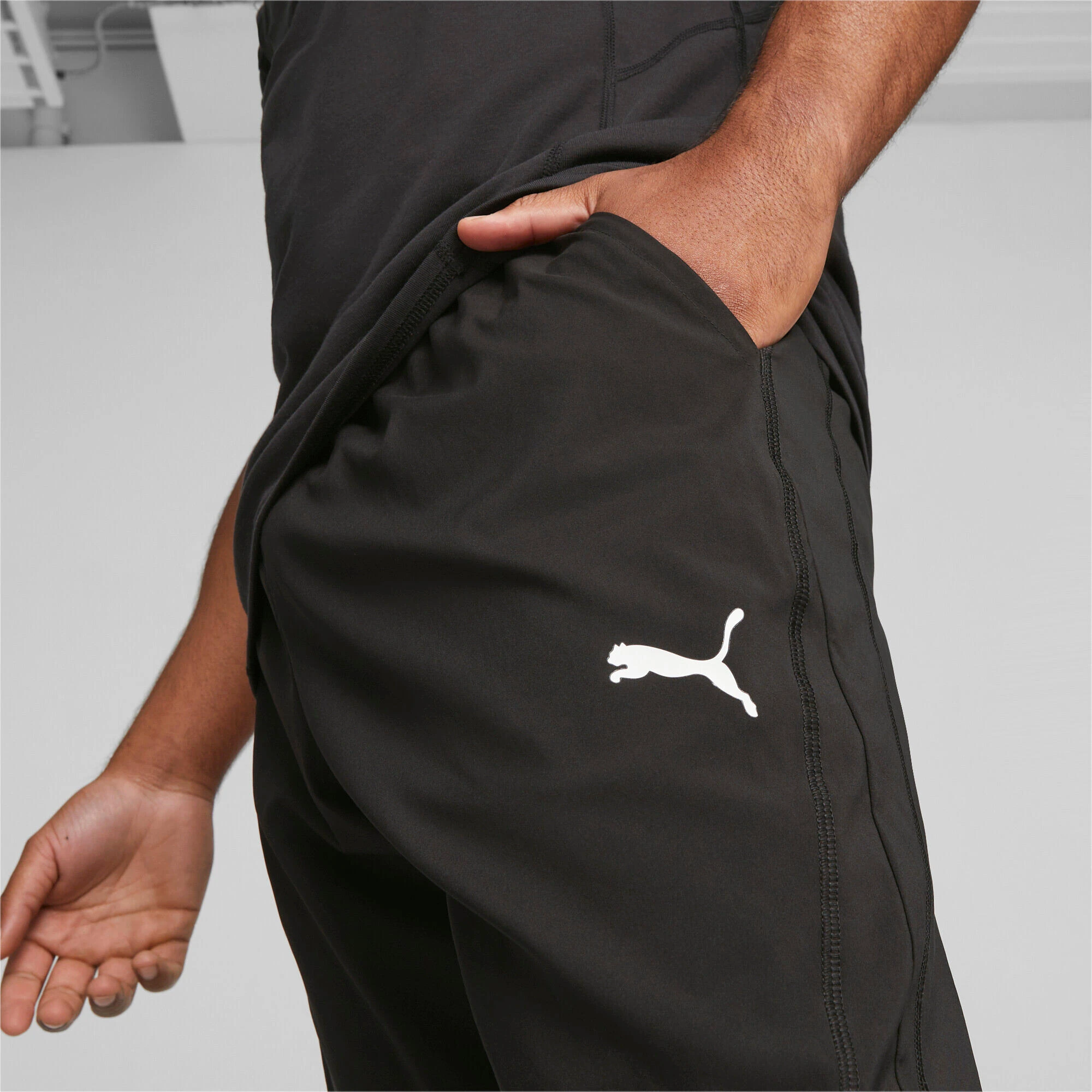 PUMA Mens PUMA FIT Woven Tapered Training Pants Trousers 6 PUMA Mens PUMA FIT Woven Tapered Training Pants Trousers - Image 4